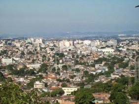 coroa-de-flores-duque-de-caxias