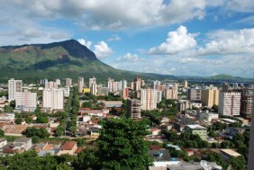 coroa-de-flores-governador-valadares