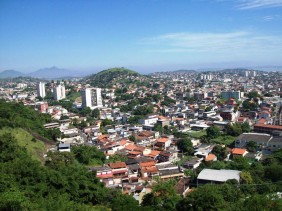 coroa-de-flores-sao-goncalo