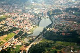 coroa-de-flores-braganca-paulista