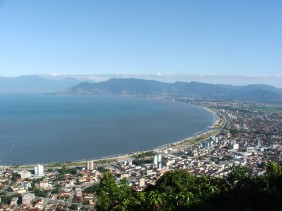 coroa-de-flores-caraguatatuba