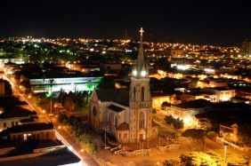 coroa-de-flores-jau