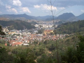 coroa-de-flores-nova-friburgo