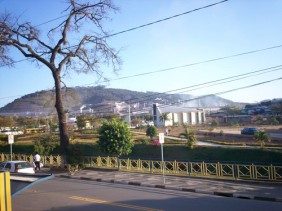 coroa-de-flores-alumínio