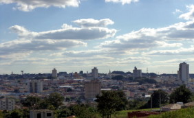 coroa-de-flores-santa-barbara-doeste