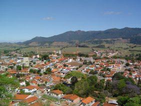 coroa-de-flores-Joanópolis