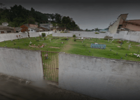 Coroas de Flores Cemitério de Mambucaba Angra dos Reis – RJ