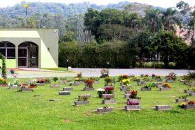 Coroas de Flores Cemitério Parque Jardim Das Flores Joinville – SC