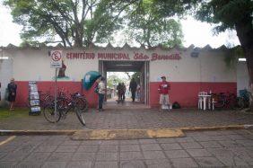 Coroas de Flores Cemitério São Benedito Paranaguá – PR