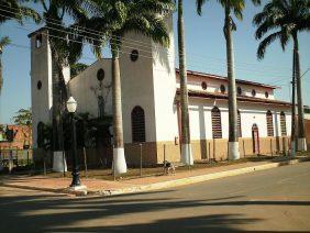 Coroa de Flores Cemitério Municipal de Plácido de Castro – AC