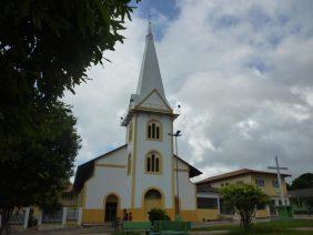 Coroa de Flores Cemitério Municipal de Curuá- PA