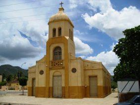 Coroa de Flores Cemitério Municipal  Irauçuba – CE