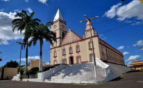 Coroa de Flores Cemitério Municipal Jucás – CE