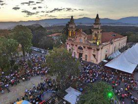 Coroa de Flores Cemitério Municipal de Tremembé – SP