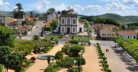 Coroa de Flores Cemitério de Barra de São Francisco – RJ