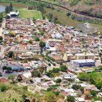 Coroa de Flores Cemitério Municipal de Comendador Levy Gasparian – RJ