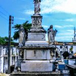 Coroa de Flores Cemitério Municipal São Francisco Xavier – RJ