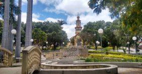 Coroa de Flores Cemitério Municipal Águas Vermelhas – MG