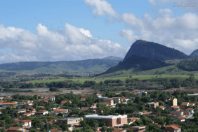 Coroa de Flores Cemitério Municipal de Aimorés – MG