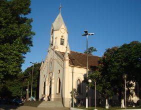 Coroa de Flores Cemitério Municipal de Alterosa – MG