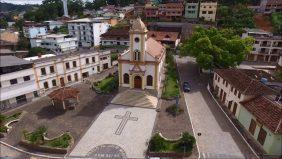 Coroa de Flores Cemitério Municipal de Alto Jequitibá – MG