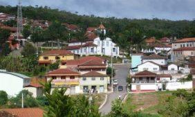 Coroa de Flores Cemitério Municipal São Miguel – MG