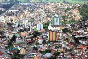 Coroa de Flores Cemitério Municipal de Cambuí – MG