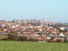 Coroa de Flores Cemitério Municipal de Iraí de Minas – MG