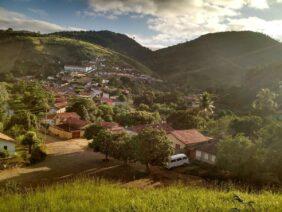 Coroa de Flores Cemitério Municipal de Joaíma – MG