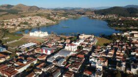 Coroa de Flores Cemitério Municipal de Lambari – MG