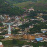 Coroa de Flores Cemitério Municipal de Manhumirim – MG