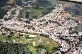 Coroa de Flores Cemitério Municipal de Matias Barbosa – MG