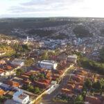 Coroa de Flores Cemitério Municipal de Capelinha – MG