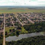 Coroa de Flores Cemitério Municipal de Cabeceira Grande- MG