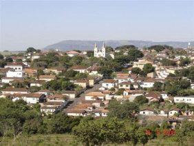 Coroa de Flores Cemitério Municipal de Capetinga – MG