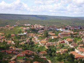 Coroa de Flores Cemitério Municipal de Carbonita – MG