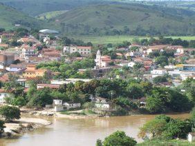 Coroa de Flores Cemitério Municipal de Carlos Chagas – MG