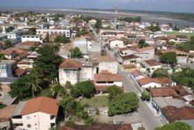 Coroa de Flores Cemitério Municipal de Conceição da Barra de Minas – MG