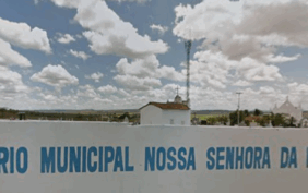 Coroa de Flores Cemitério Municipal de Igreja Nova/AL