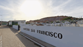 Coroa de Flores Cemitério Municipal de Japaratinga/AL