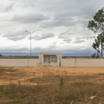 Coroa de Flores Cemitério Municipal Jesus Bom Pastor – Condeúba/BA