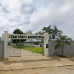 Coroa de Flores Cemitério Municipal de Divisópolis – Divisópolis/MG