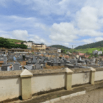 Coroa de Flores Cemitério Municipal de Jequeri – Jequeri/MG