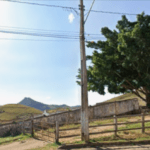 Coroa de Flores Cemitério Municipal de Miraí – Miraí/MG