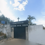 Coroa de Flores Cemitério Senhor Bom Jesus – Fernandes Tourinho/MG