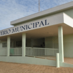Coroa de Flores Cemitério Municipal de Periquito – Periquito/MG