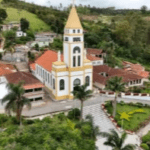 Coroa de Flores Cemitério Municipal de Ressaquinha – Ressaquinha/MG