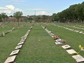 Coroa de Flores Cemitério Municipal de Frei Paulo – SE