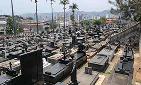 Coroa de Flores Cemitério Municipal de Nossa Senhora das Dores – SE